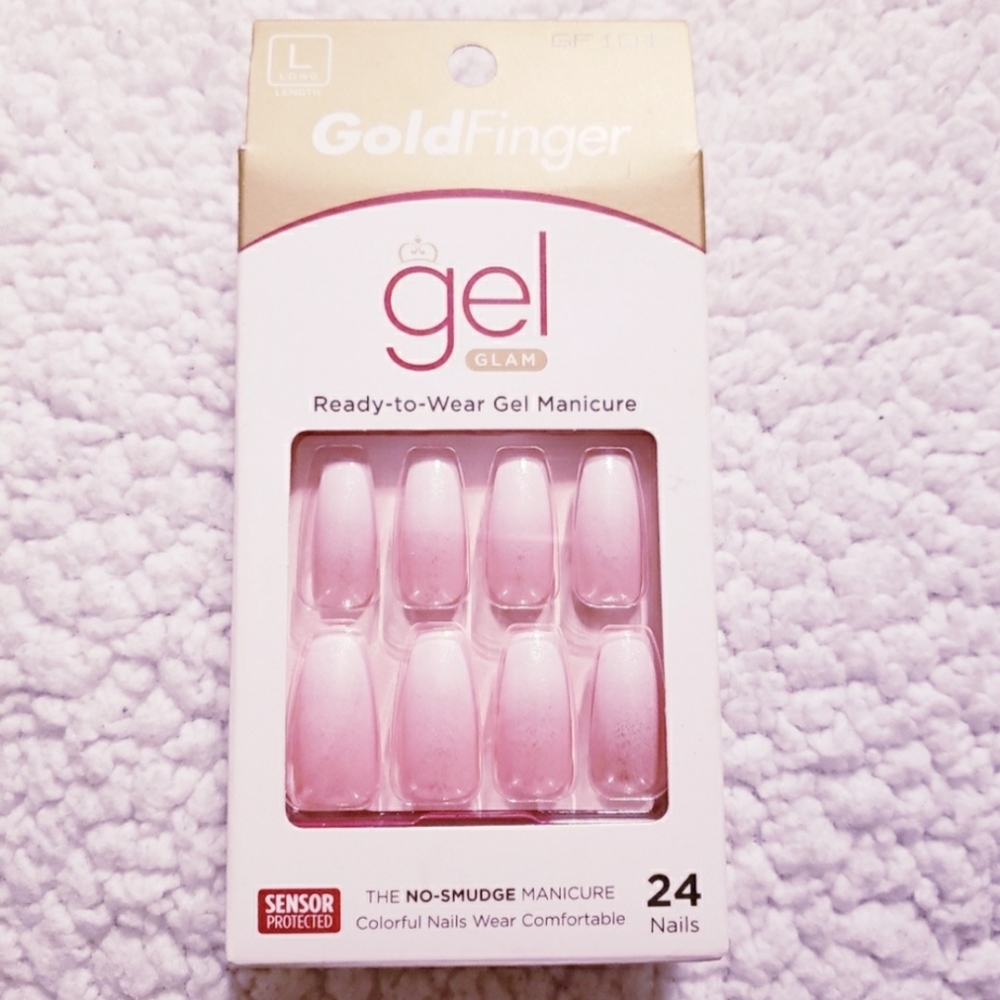 Pink Ready to Wear Gel Nails. NWT. 24 pack.